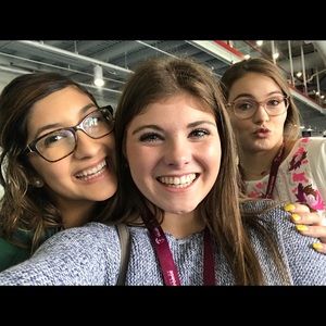 Meet your Posher, Haley